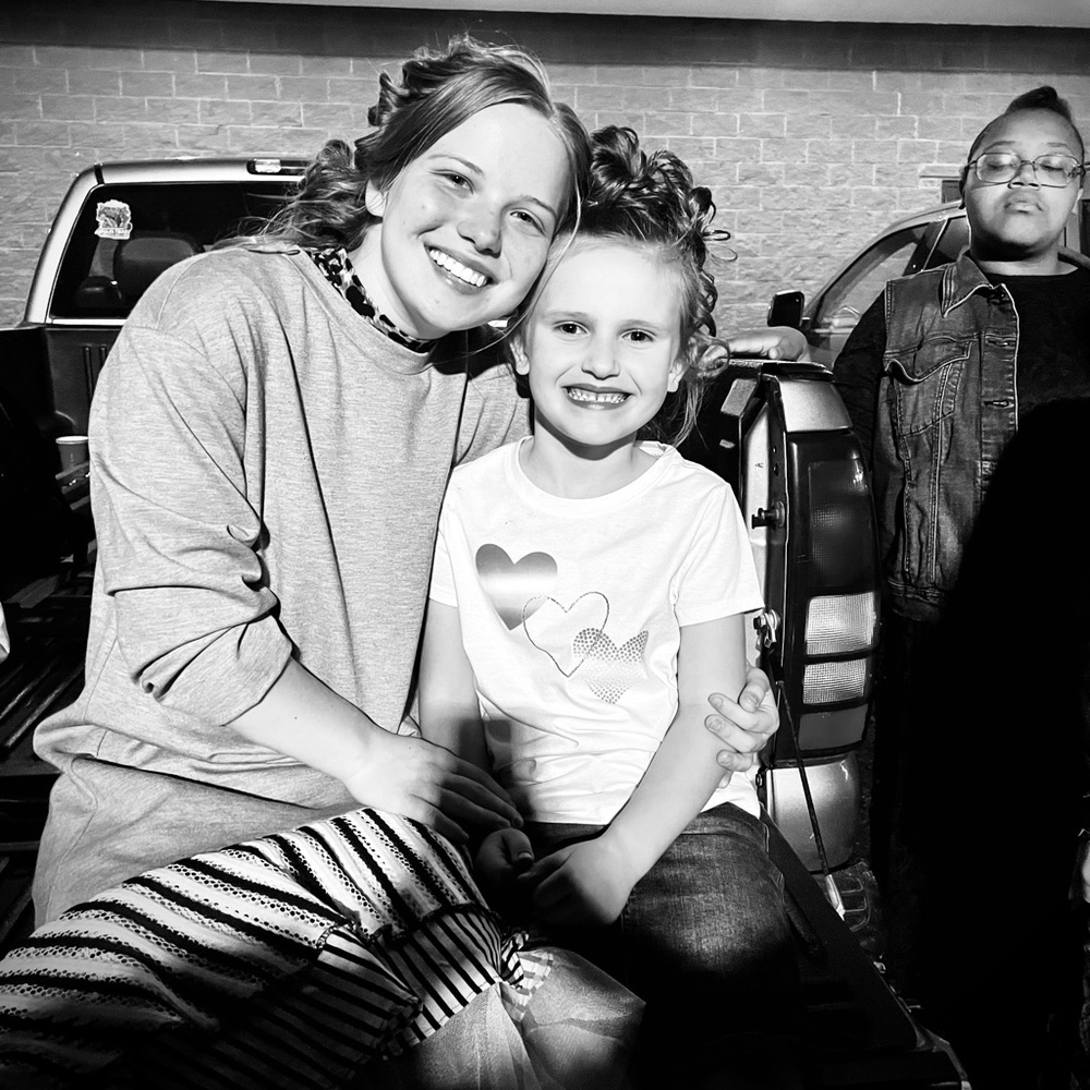 •m e e t me• - Picture 6 of 6